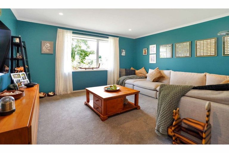 Photo of property in 21 Tareha Place, Kerikeri, 0230