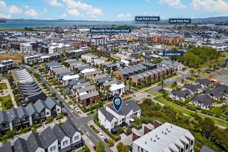 Photo of property in 100 Buckley Avenue, Hobsonville, Auckland, 0616