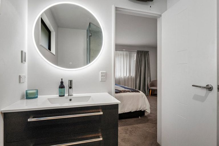 Photo of property in 9 Oxfordshire Avenue, Lower Shotover, Queenstown, 9304