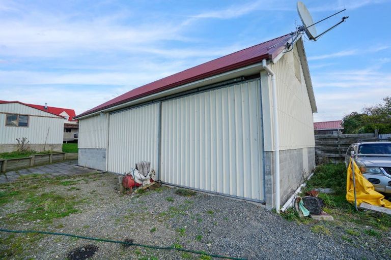 Photo of property in 34 Enniskillen Street, Clifton, Invercargill, 9812