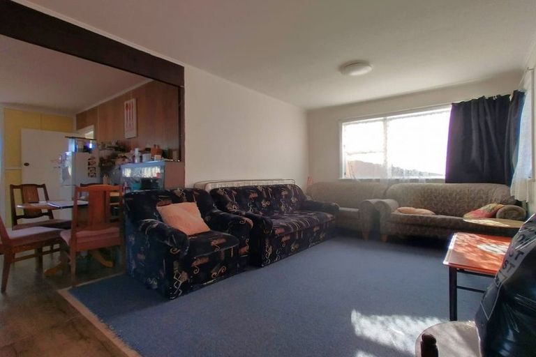 Photo of property in 63 Driver Crescent, Cannons Creek, Porirua, 5024
