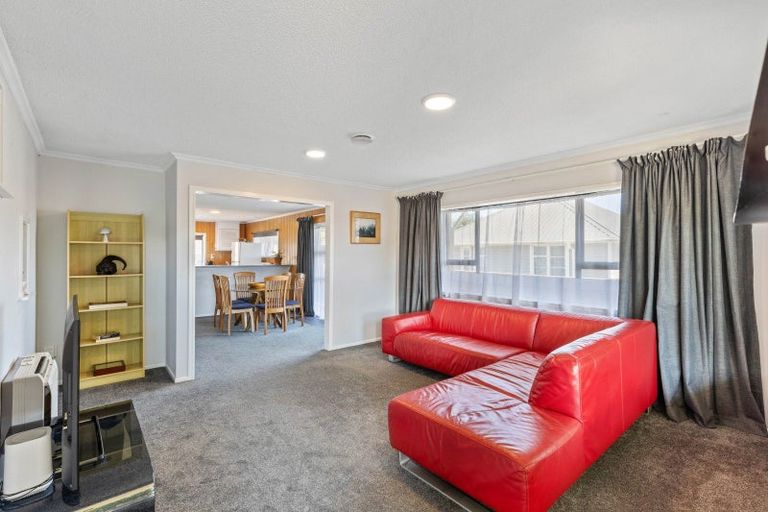 Photo of property in 5 Ihaia Street, Waitara, 4320