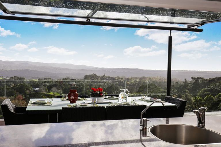 Photo of property in 199 Carter Road, Oratia, Auckland, 0604