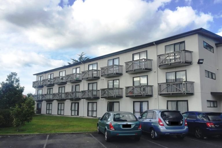 Photo of property in The Barracks, 7 Knox Street, Hamilton Central, Hamilton, 3204