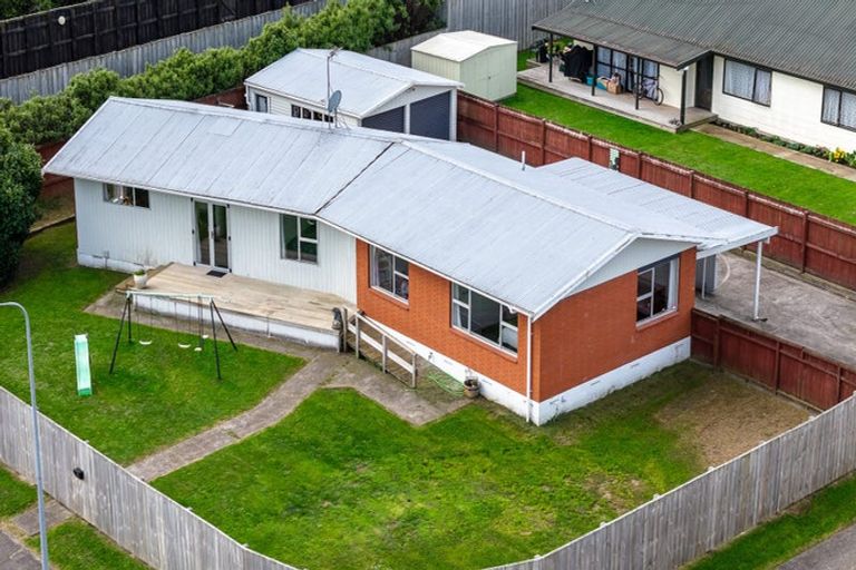 Photo of property in 15 Poaka Avenue, Dinsdale, Hamilton, 3204