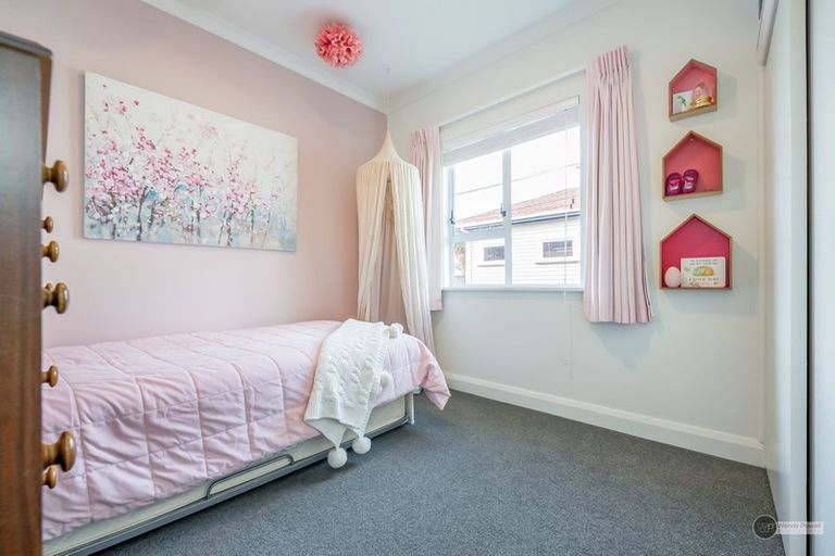 Photo of property in 17 Ropata Crescent, Boulcott, Lower Hutt, 5010