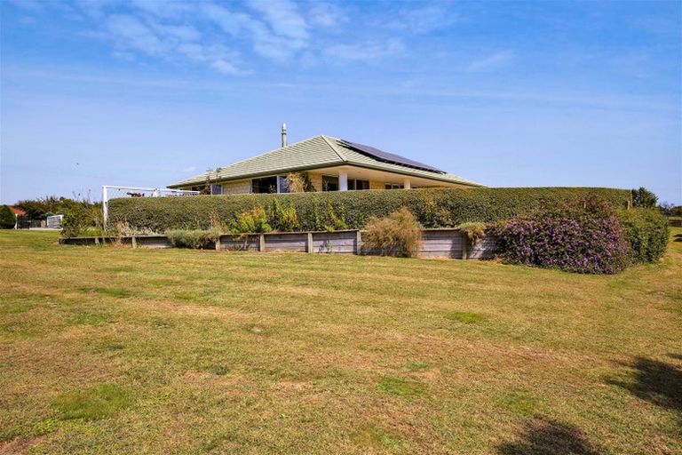 Photo of property in 30 Waipapa Road, Waitara, 4383