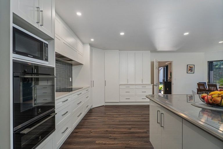 Photo of property in 51 Cholmondeley Crescent, Whitianga, 3510