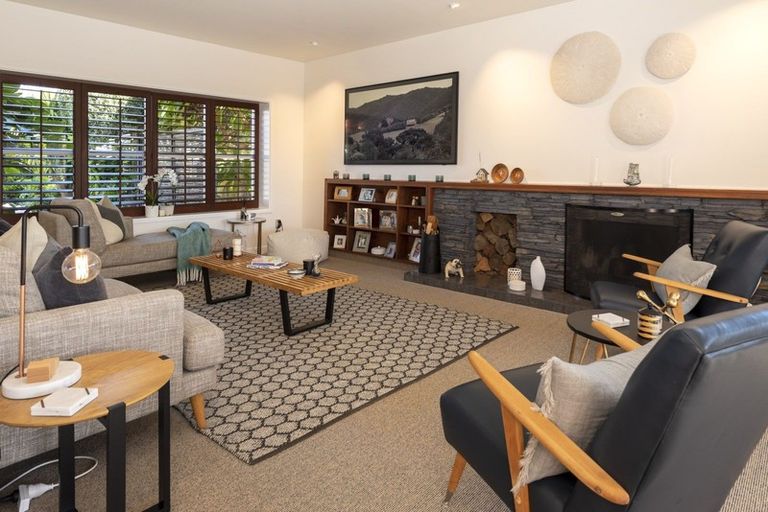 Photo of property in 14 Lynton Road, Bucklands Beach, Auckland, 2012