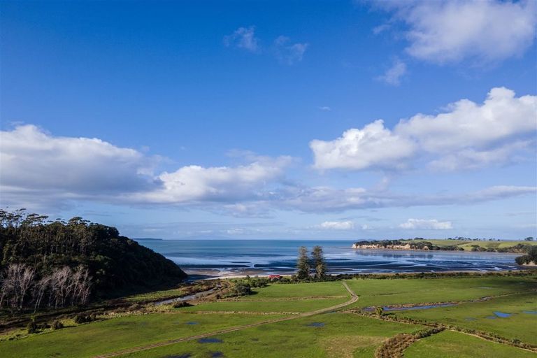 Photo of property in 27 Hurihuri Road, Okura Bush, Silverdale, 0794