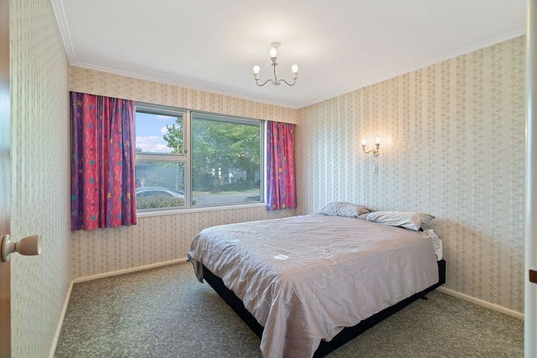Photo of property in 1/17 Tudor Avenue, Ilam, Christchurch, 8041