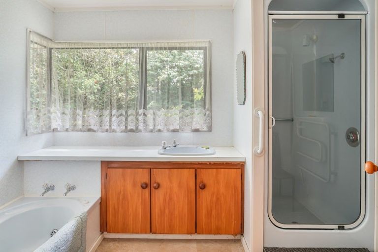 Photo of property in 19 The Lookout, Kerikeri, 0230