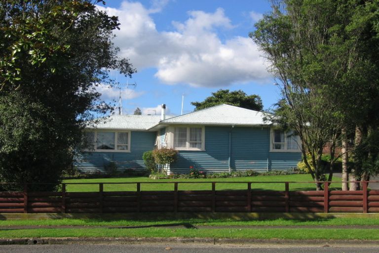 Photo of property in 19 Philip Street, Tokoroa, 3420