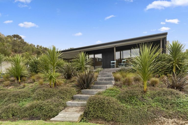 Photo of property in 844 Matakana Valley Road, Whangaripo, Warkworth, 0985