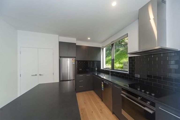 Photo of property in 52 High Street, Island Bay, Wellington, 6023