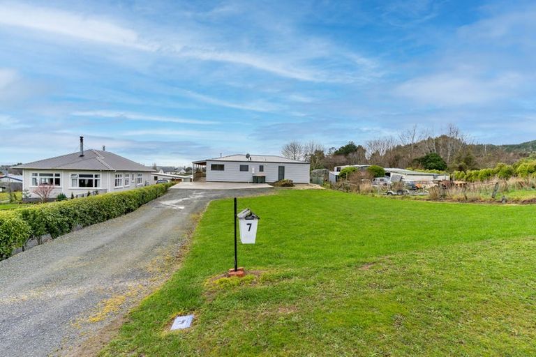 Photo of property in 7 Dartmouth Street, Kaitangata, 9210