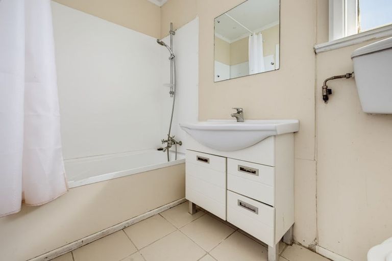 Photo of property in 15 Cameron Crescent, Masterton, 5810