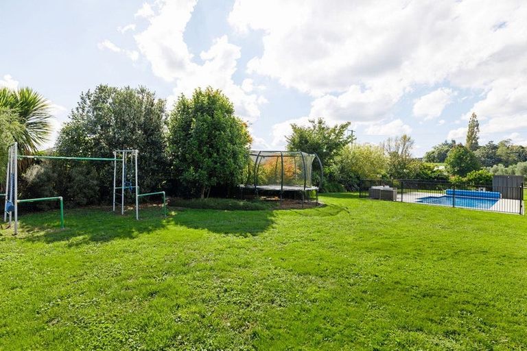 Photo of property in 33 Riverside Lane, Karapiro, Cambridge, 3494