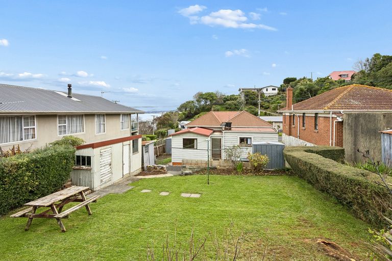 Photo of property in 8 Kellas Street, Macandrew Bay, Dunedin, 9014