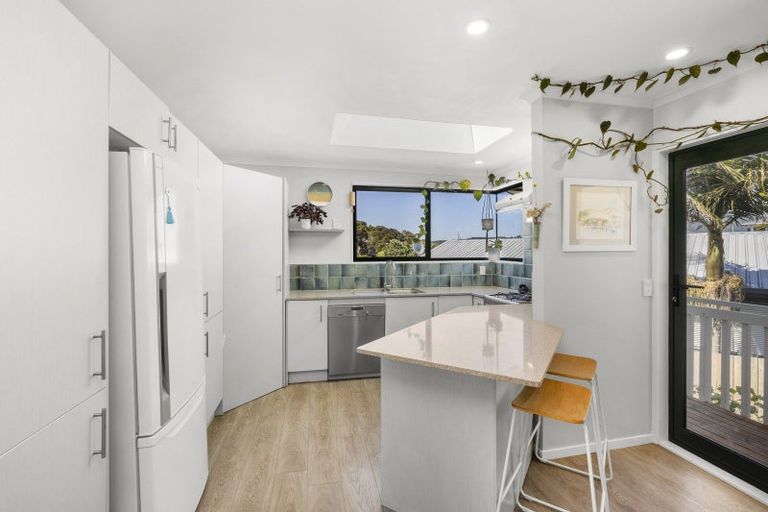 Photo of property in 13 Tutchen Avenue, Raglan, 3225