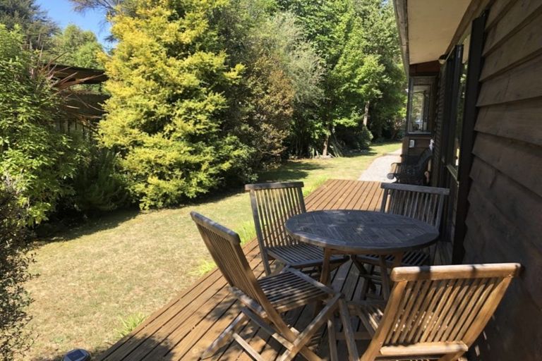 Photo of property in 16 Te Herekiekie Street, Turangi, 3334