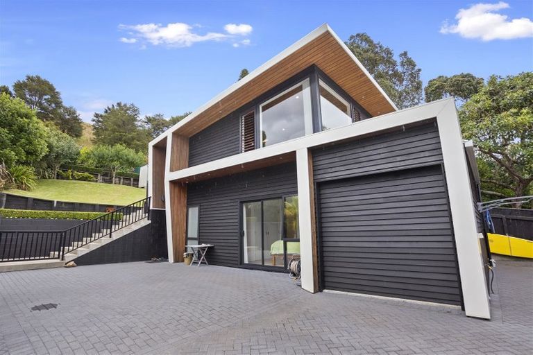 Photo of property in 133 Waireka Place, Whangamata, 3620