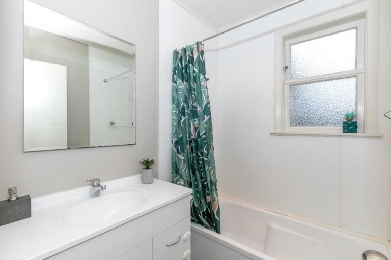 Photo of property in 247 Tawhiao Street, Te Awamutu, 3800