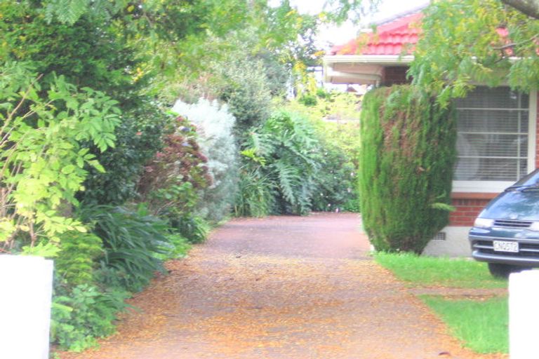 Photo of property in 12 Watson Place, Papatoetoe, Auckland, 2025