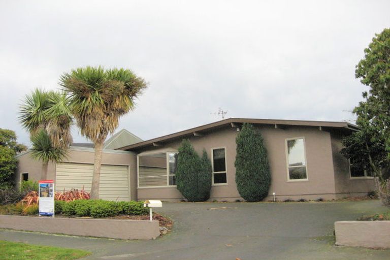 Photo of property in 35a Mcdougall Avenue, St Albans, Christchurch, 8014