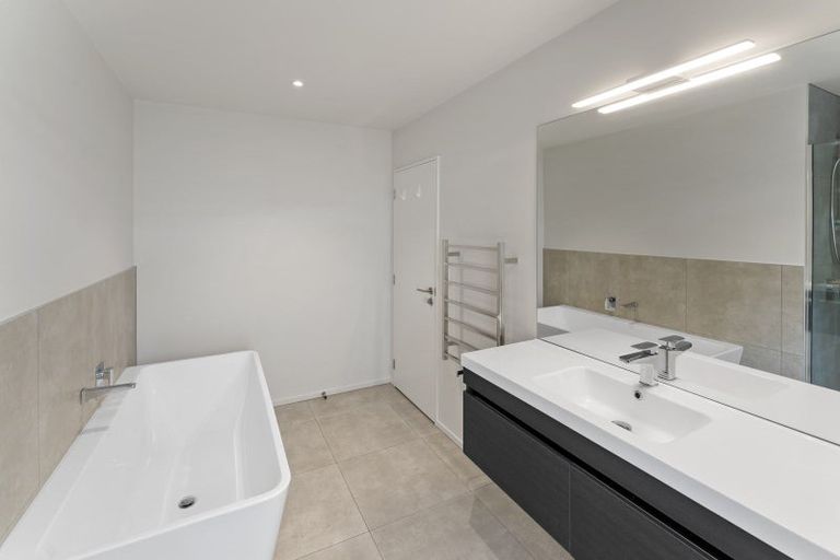 Photo of property in 2 Grampian Oaks Lane, Nelson South, Nelson, 7010