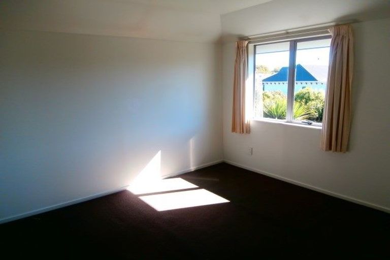 Photo of property in 51 Fairfield Avenue, Addington, Christchurch, 8024