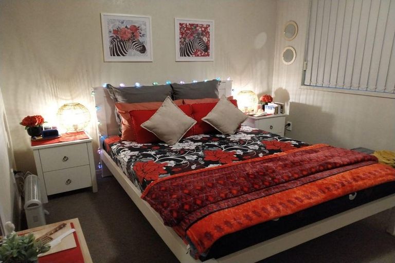 Photo of property in 8 Hillman Place, Ranui, Auckland, 0612