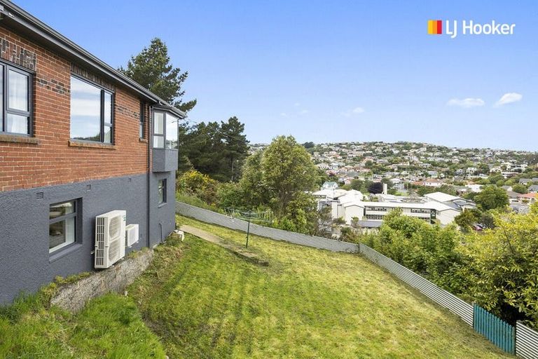 Photo of property in 98 Moana Crescent, Musselburgh, Dunedin, 9013