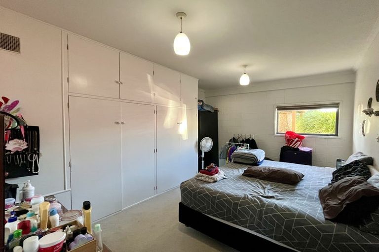 Photo of property in 158 Verbena Road, Birkdale, Auckland, 0626