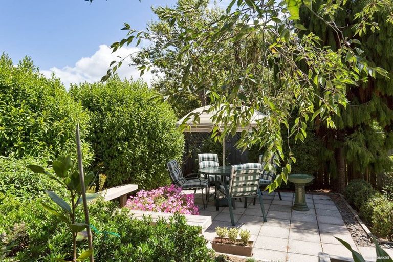 Photo of property in 64 Bayside Drive, Browns Bay, Auckland, 0630