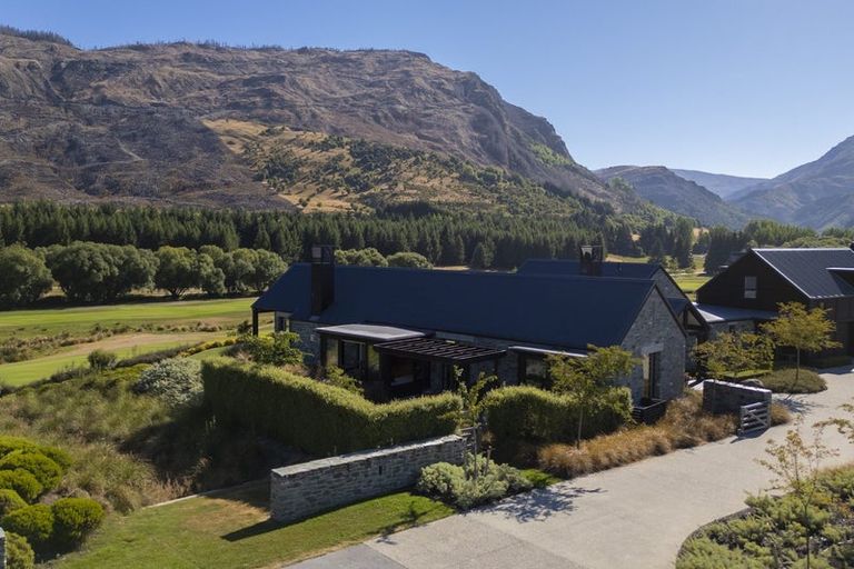 Photo of property in 11 Dalgleish Lane, Arrowtown, Queenstown, 9371
