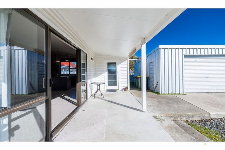 Photo of property in 12 Harris Street, Waimate, 7924