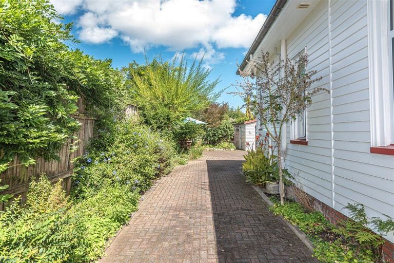 Photo of property in 35 College Street, College Estate, Whanganui, 4500