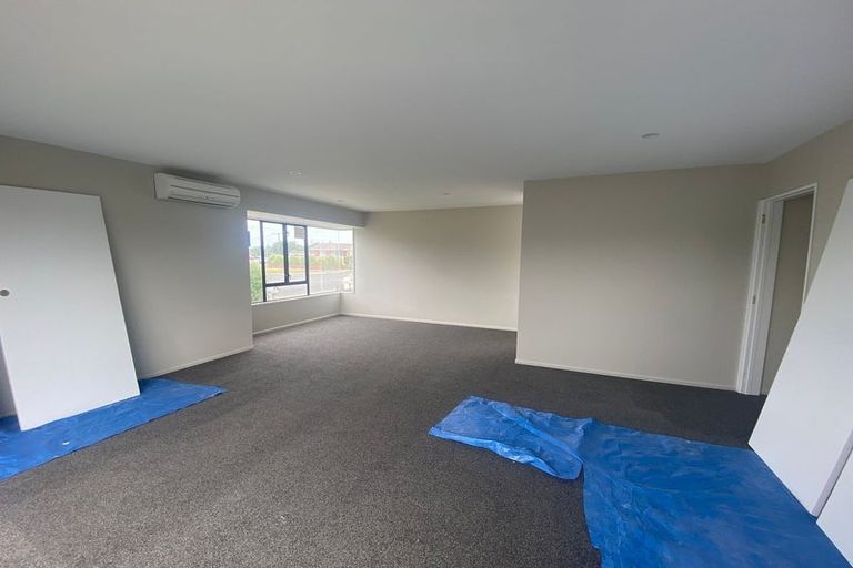 Photo of property in 1/33 Mortlake Street, Islington, Christchurch, 8042