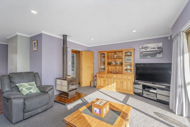 Photo of property in 7 Hicks Place, Cooks Beach, Whitianga, 3591