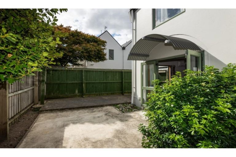 Photo of property in 2/11 Crohane Place, Addington, Christchurch, 8024
