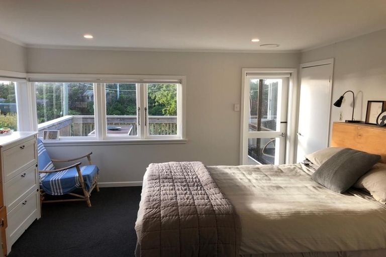 Photo of property in 24 Ngaumatau Road, Point Howard, Lower Hutt, 5013