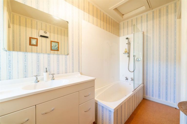 Photo of property in 49 Mckenzie Street, Geraldine, 7930