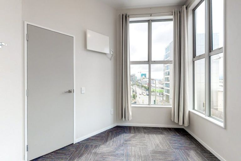 Photo of property in 31 Karo Drive, Te Aro, Wellington, 6011