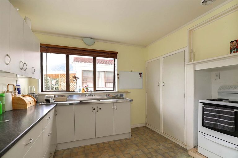 Photo of property in 34 Hikutaia Street, Te Aroha, 3320