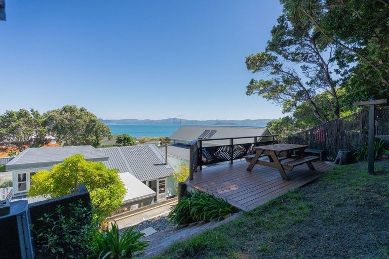 Photo of property in 71 Muritai Road, Eastbourne, Lower Hutt, 5013