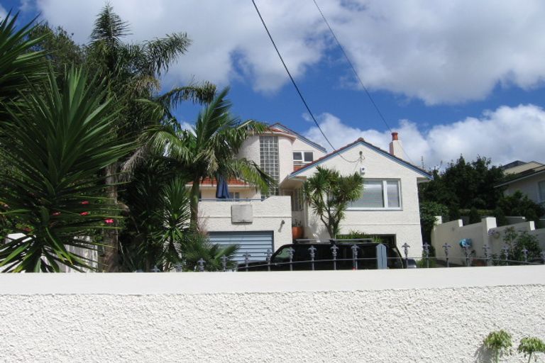 Photo of property in 57 Stanley Point Road, Stanley Point, Auckland, 0624