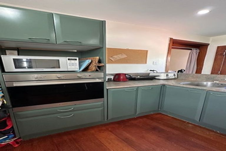 Photo of property in 42 Pirie Street, Mount Victoria, Wellington, 6011