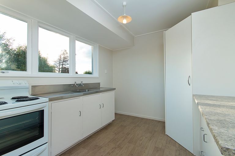 Photo of property in 1 Tawa Place, Waiuku, 2123