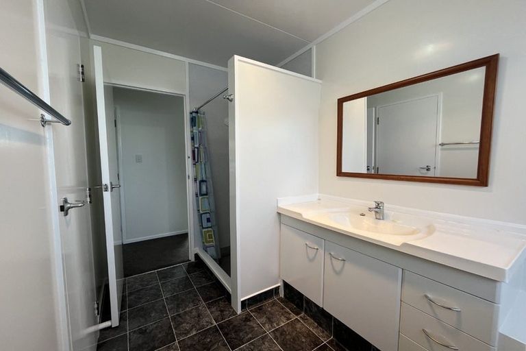 Photo of property in 4 Salcombe Terrace, Welbourn, New Plymouth, 4312